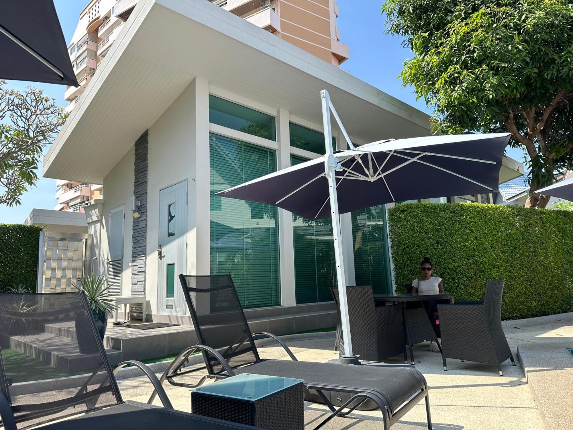 Chateau Del 2bedrooms * Pattaya